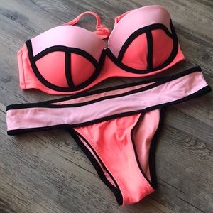 Victoria’s Secret Pink Bikini!